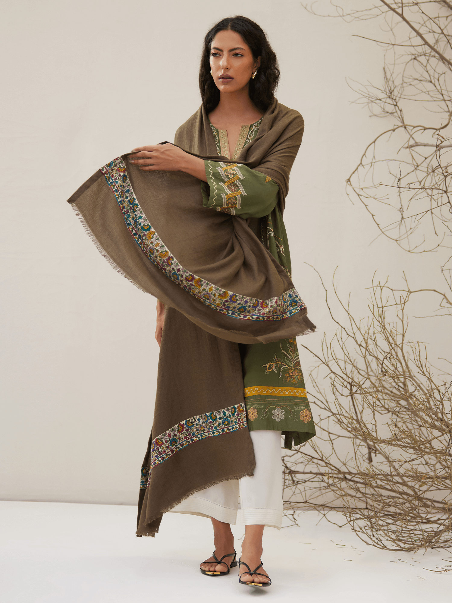 SHAWL