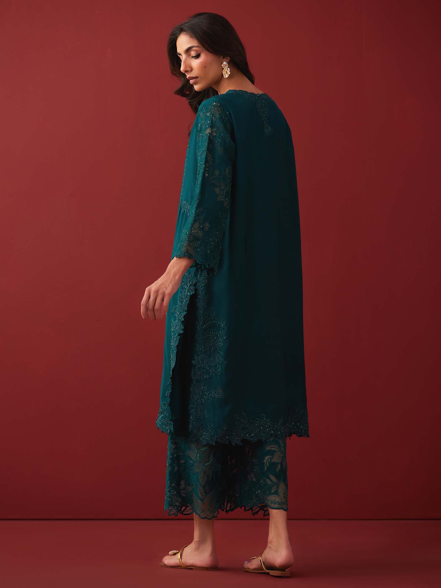 SKINNY MALTA & IZAAR