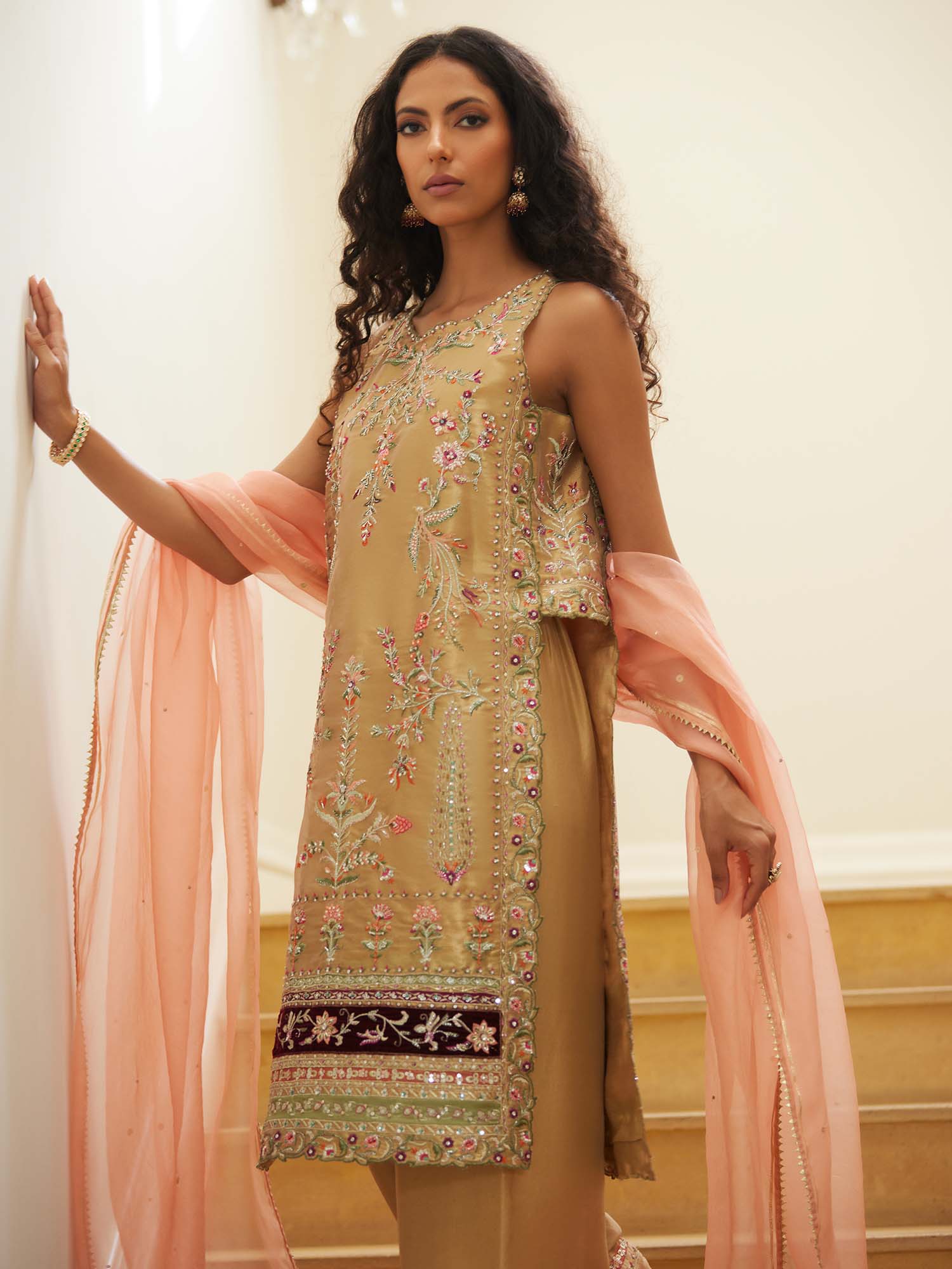 BUNDI, IZAAR & DUPATTA