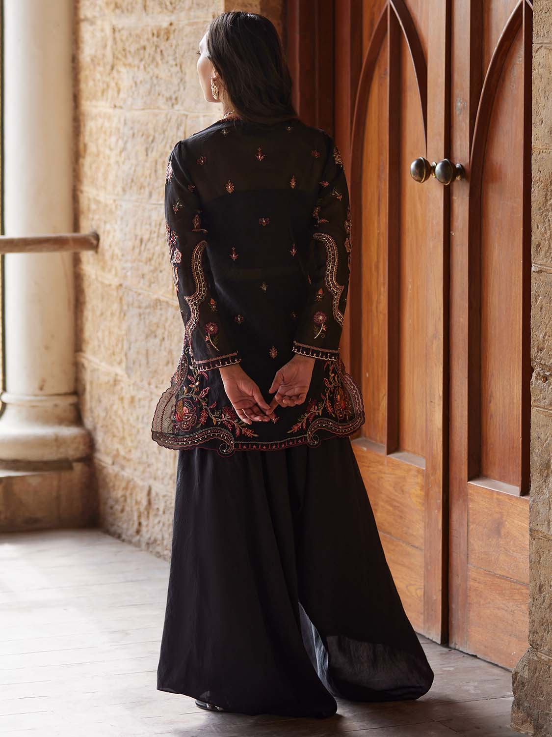 SHORT BORGIA & PANTS