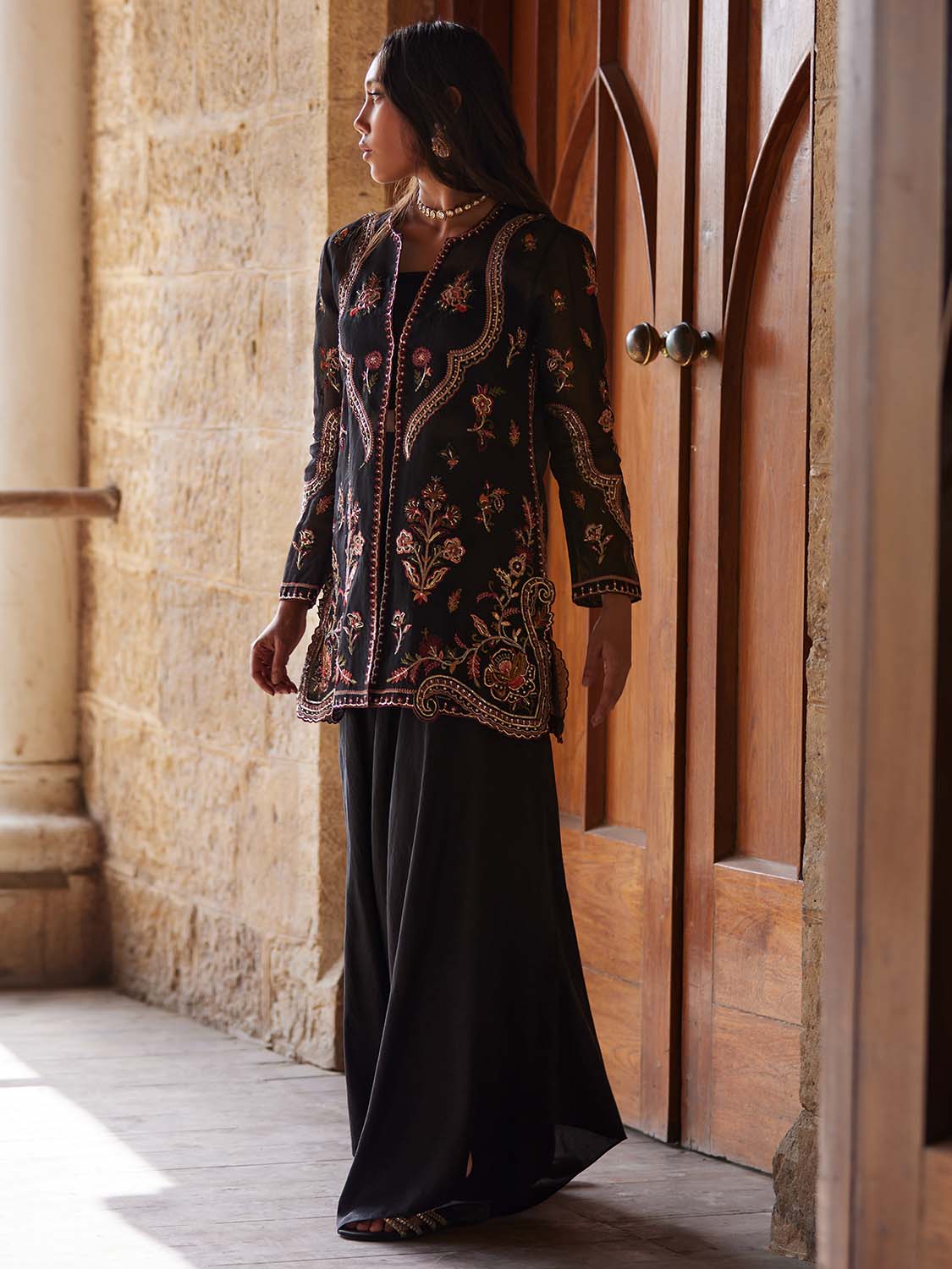 SHORT BORGIA & PANTS