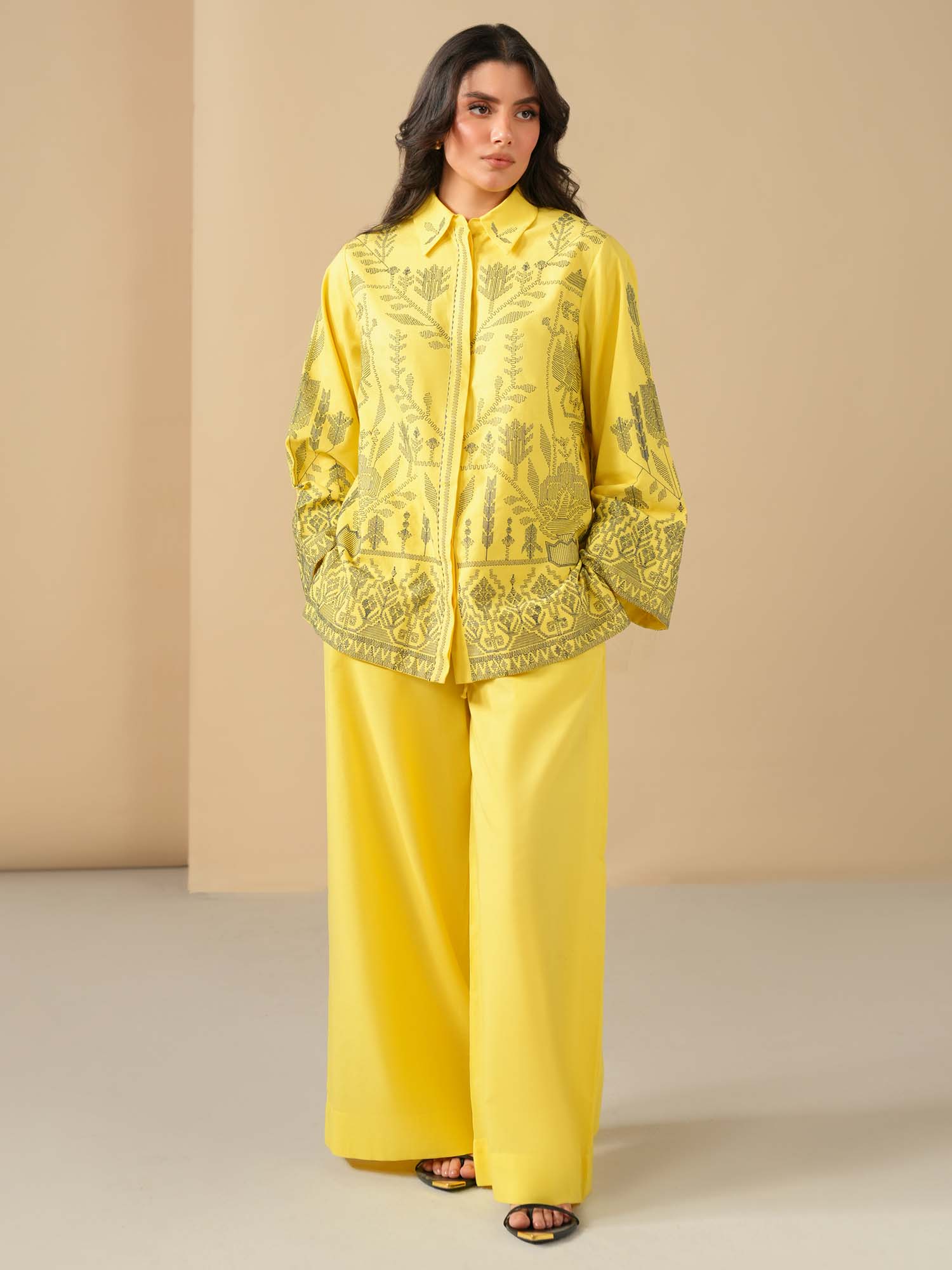 SHIRT & RELAXED PANTS