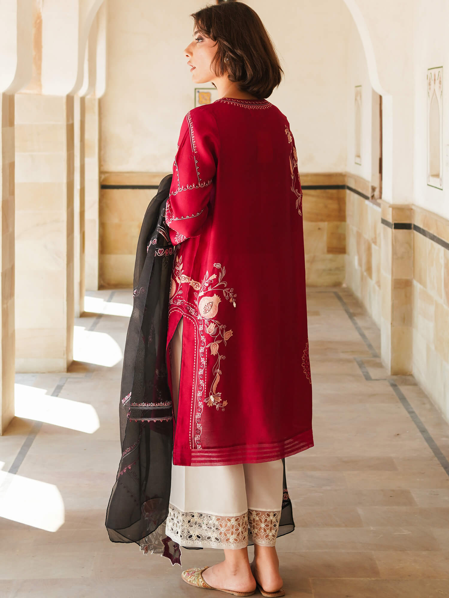 ALISHA & DUPATTA