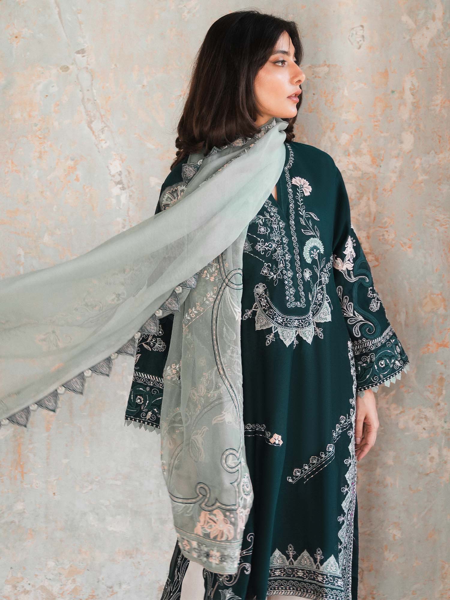 MALTA & DUPATTA