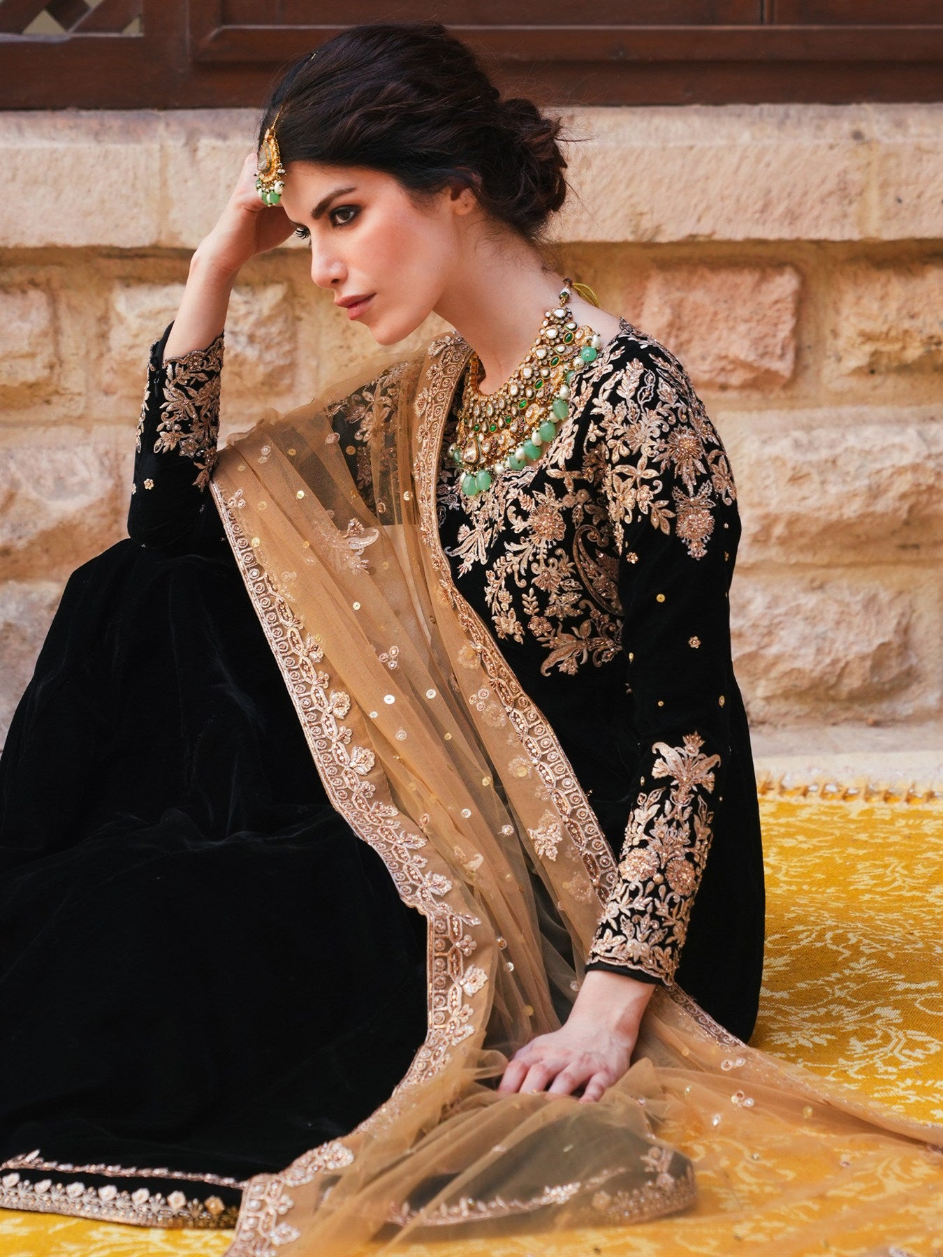 PESHWAS, CHURIDAR & DUPATTA