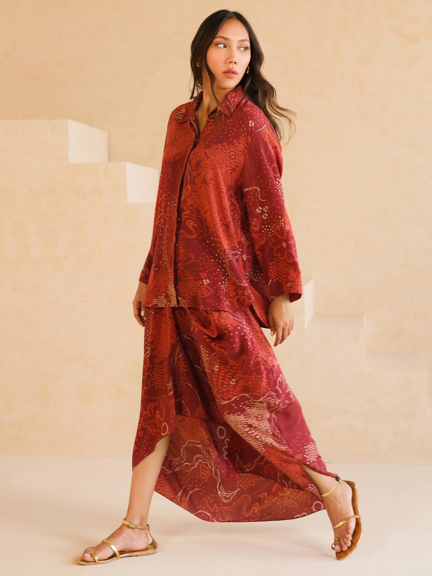 PINMO TOP & PINCHED SKIRT