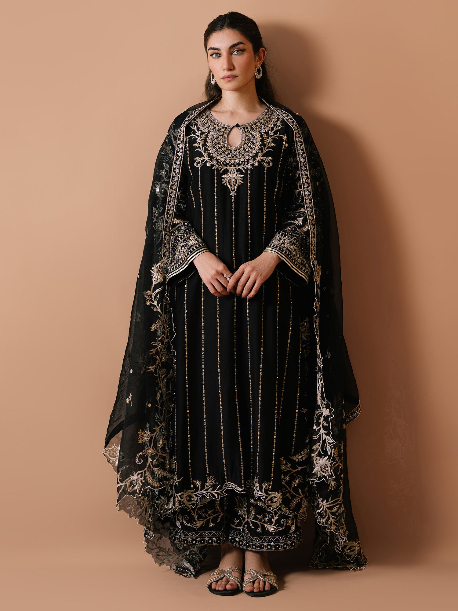 KEENU, IZAAR & DUPATTA