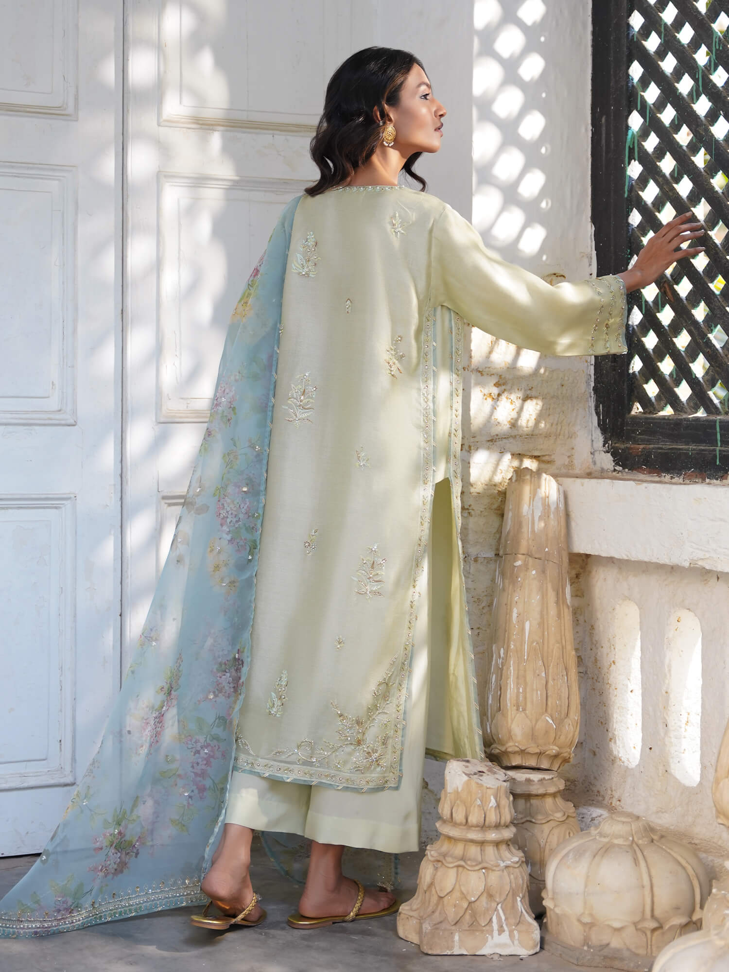 BUNDI, IZAAR & DUPATTA