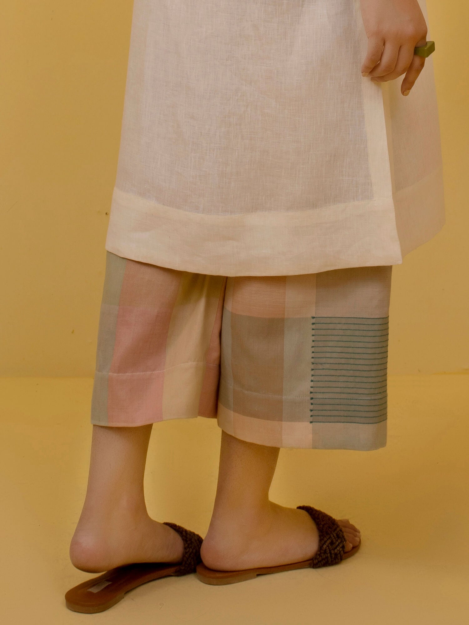 IZAAR - Misha Lakhani