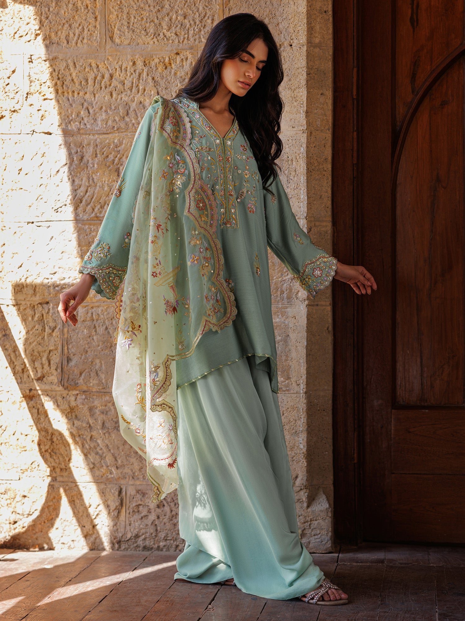 ALISHA, PANTS & DRAPED DUPATTA