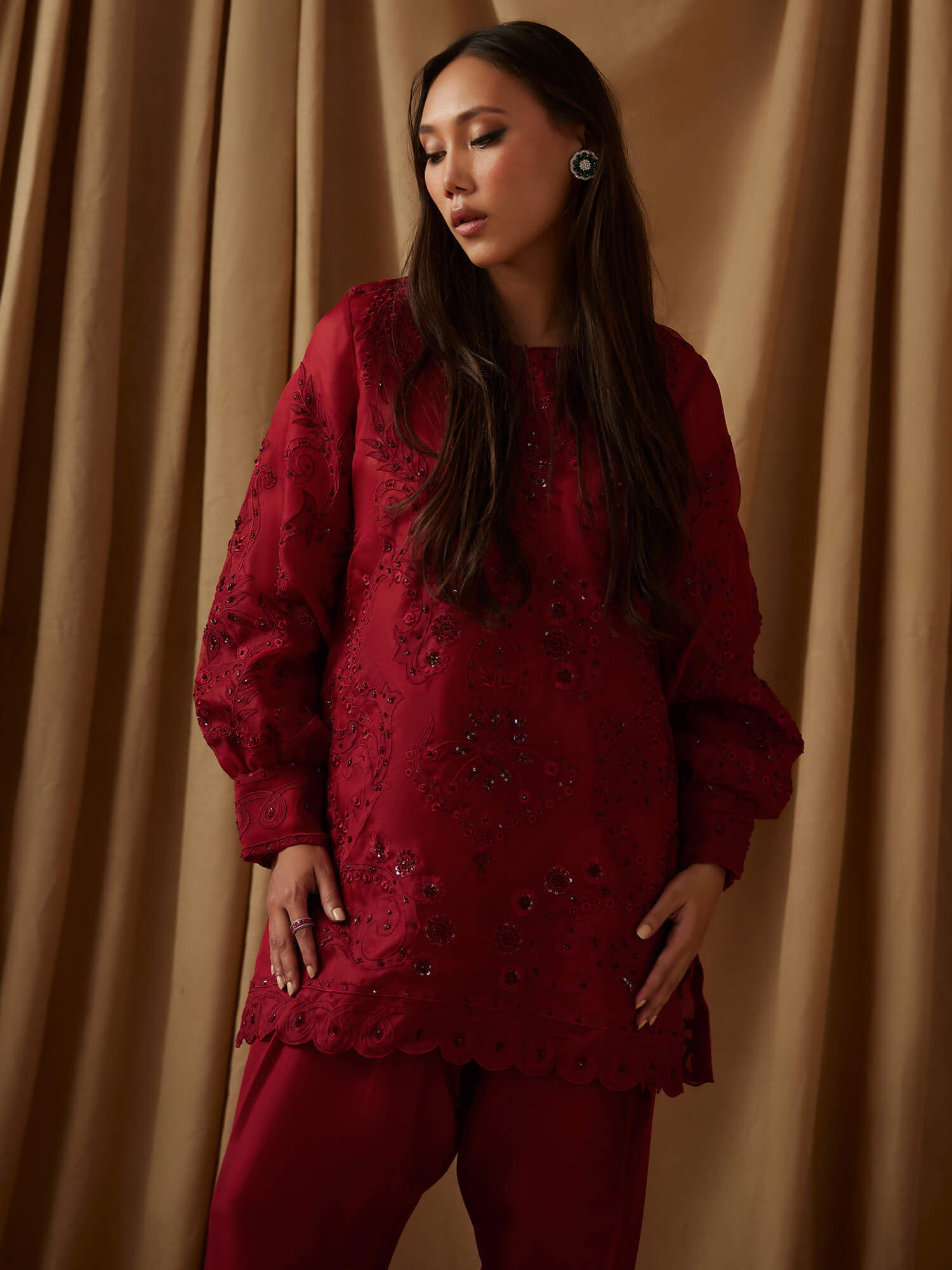 PUFF SLEEVES TOP & SKINNY SHALWAR