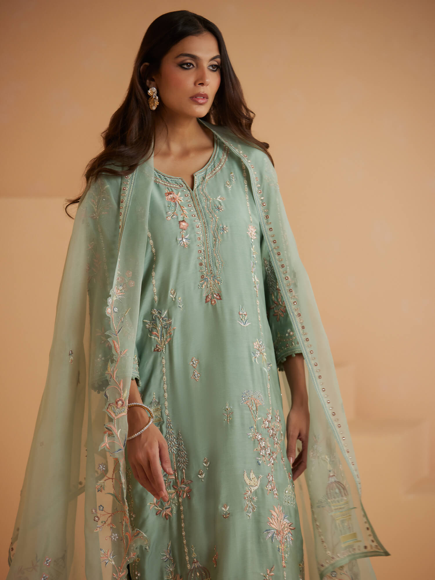 ALISHA, CRUSHED IZAAR & DUPATTA