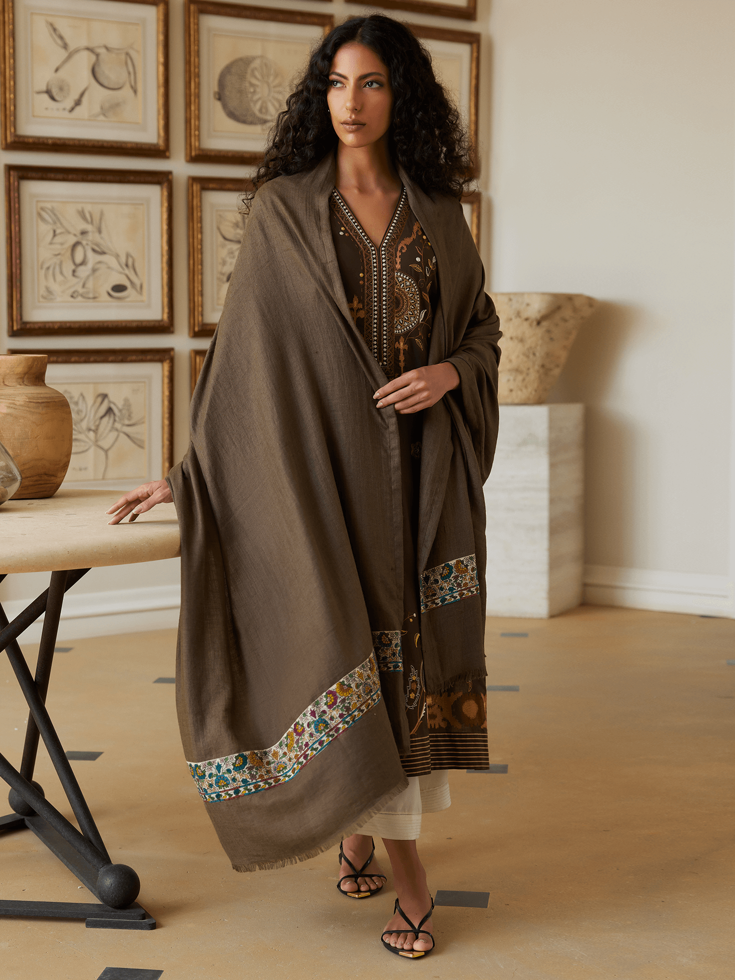 SHAWL