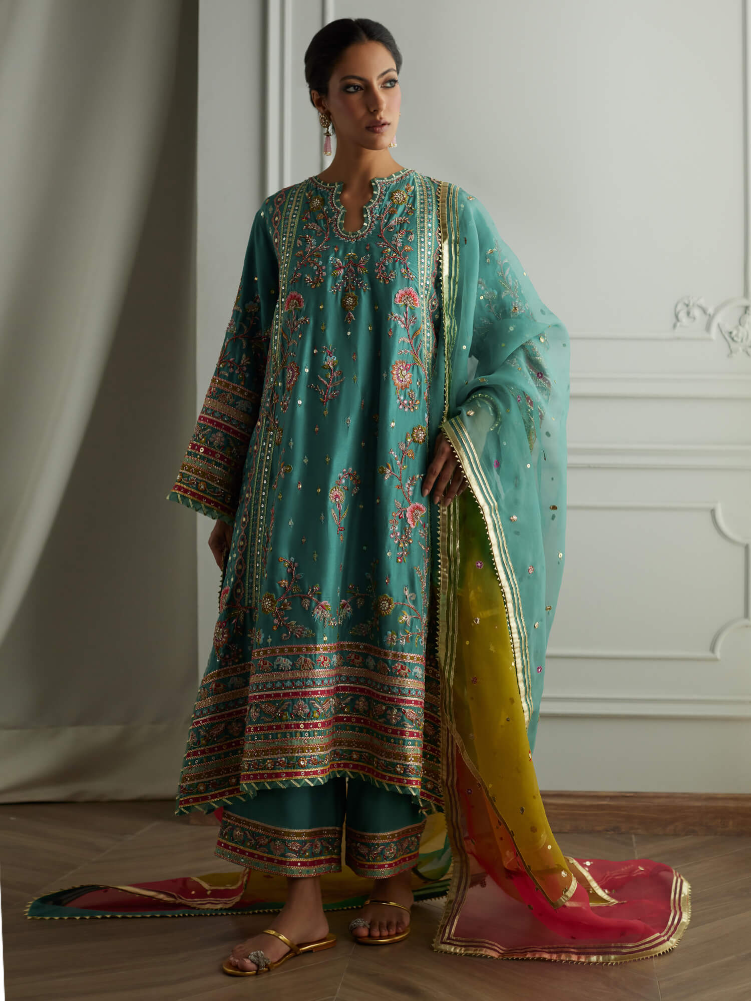 SICILY, IZAAR & DUPATTA