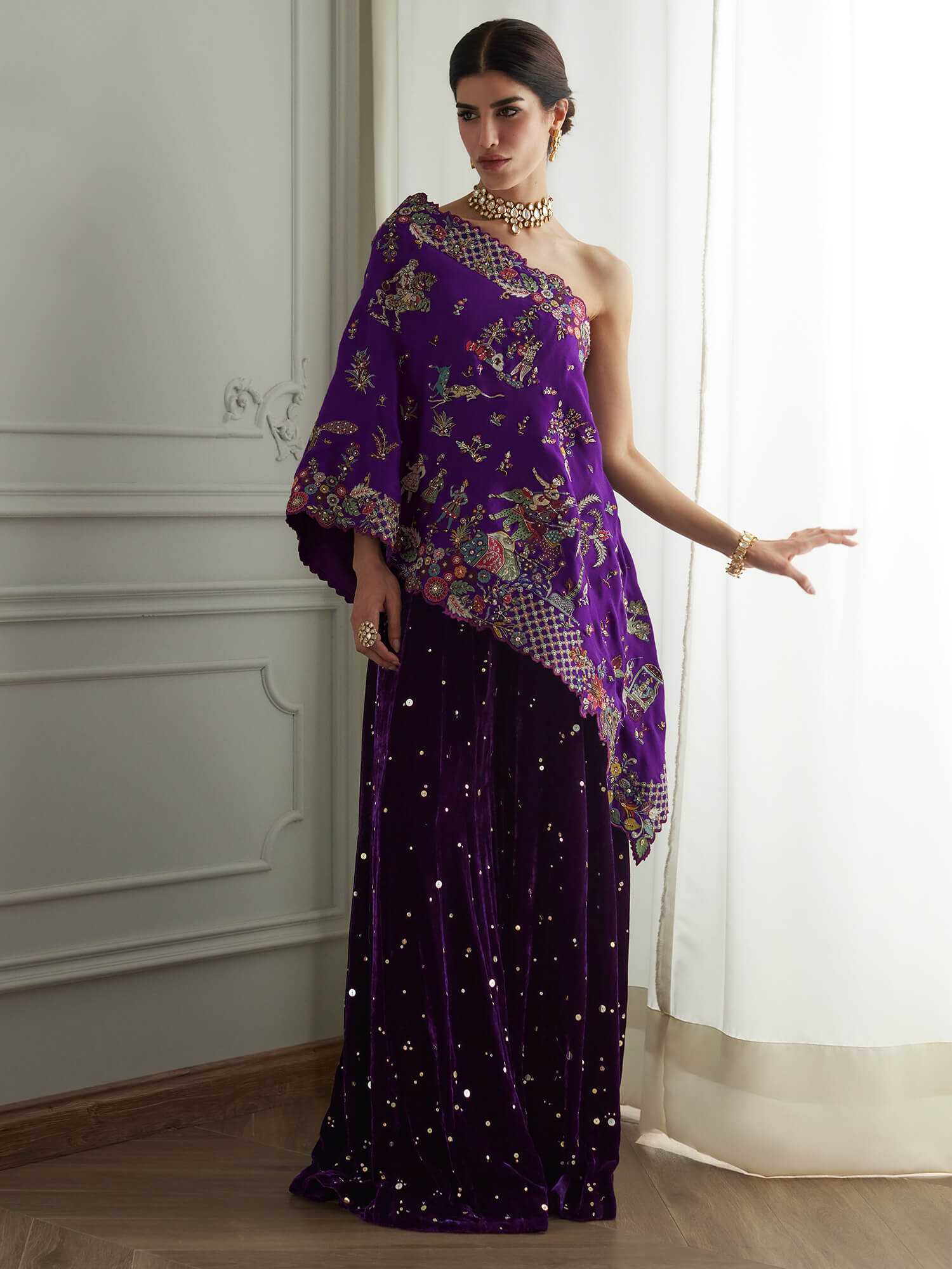 WRAP STOLE & SHARARA