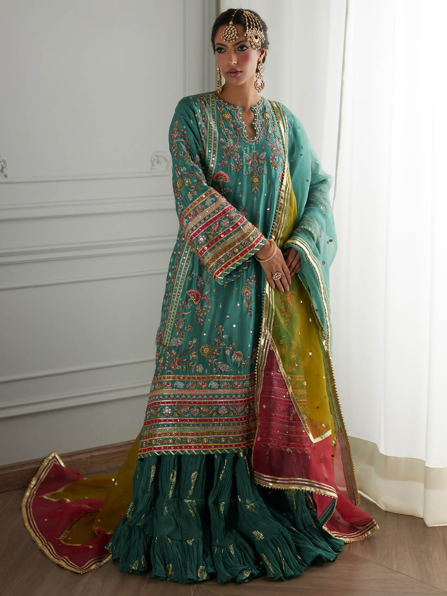 SICILY, CRUSHED GHAGRA & DUPATTA