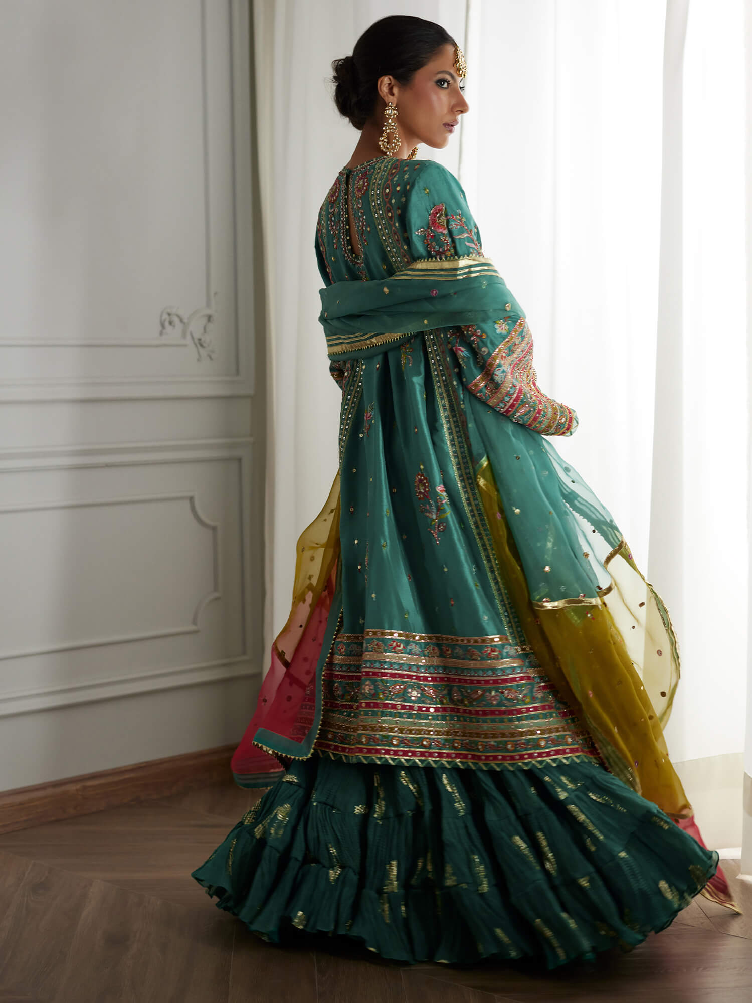SICILY, CRUSHED GHAGRA & DUPATTA