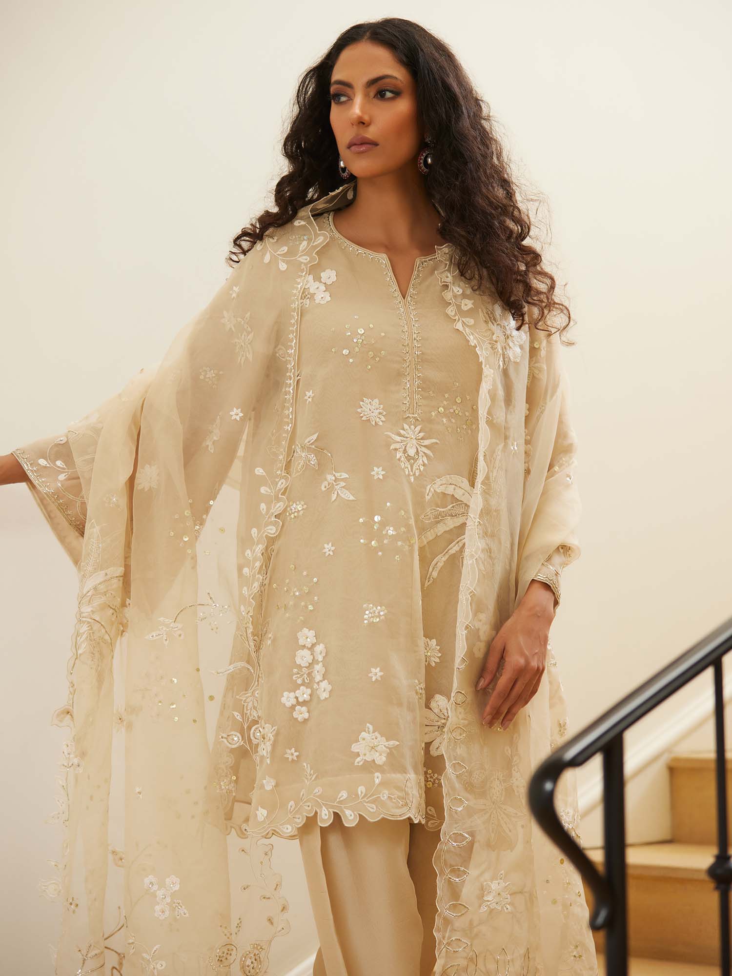 ALISHA, SKINNY SHALWAR & DUPATTA