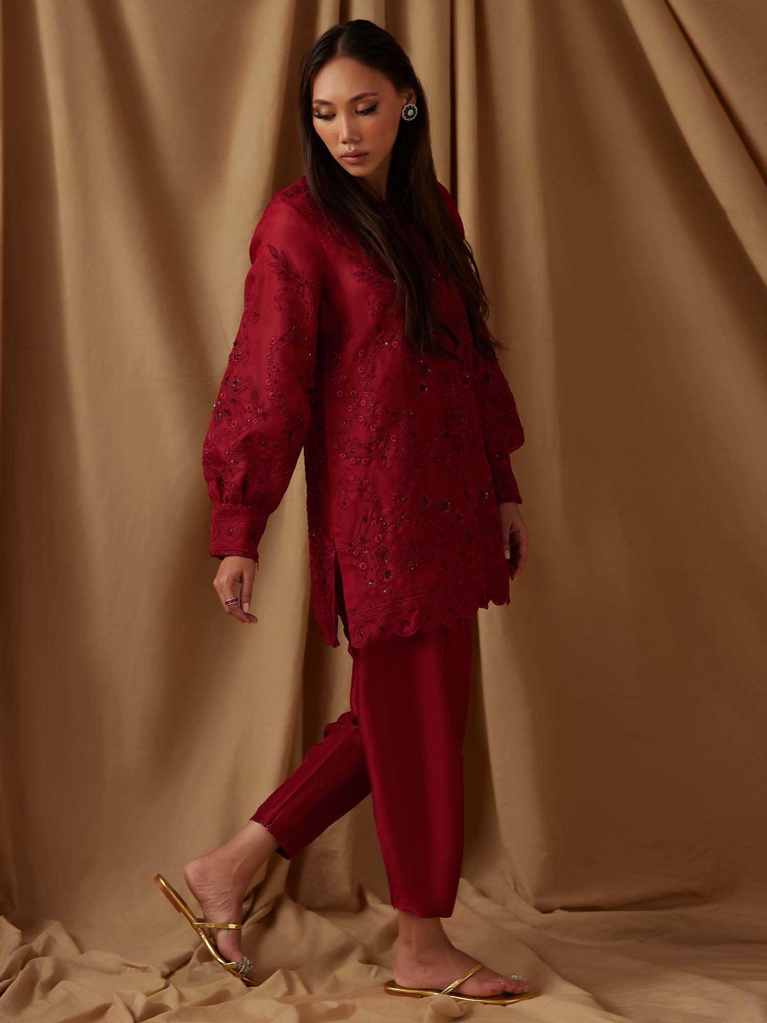 PUFF SLEEVES TOP & SKINNY SHALWAR