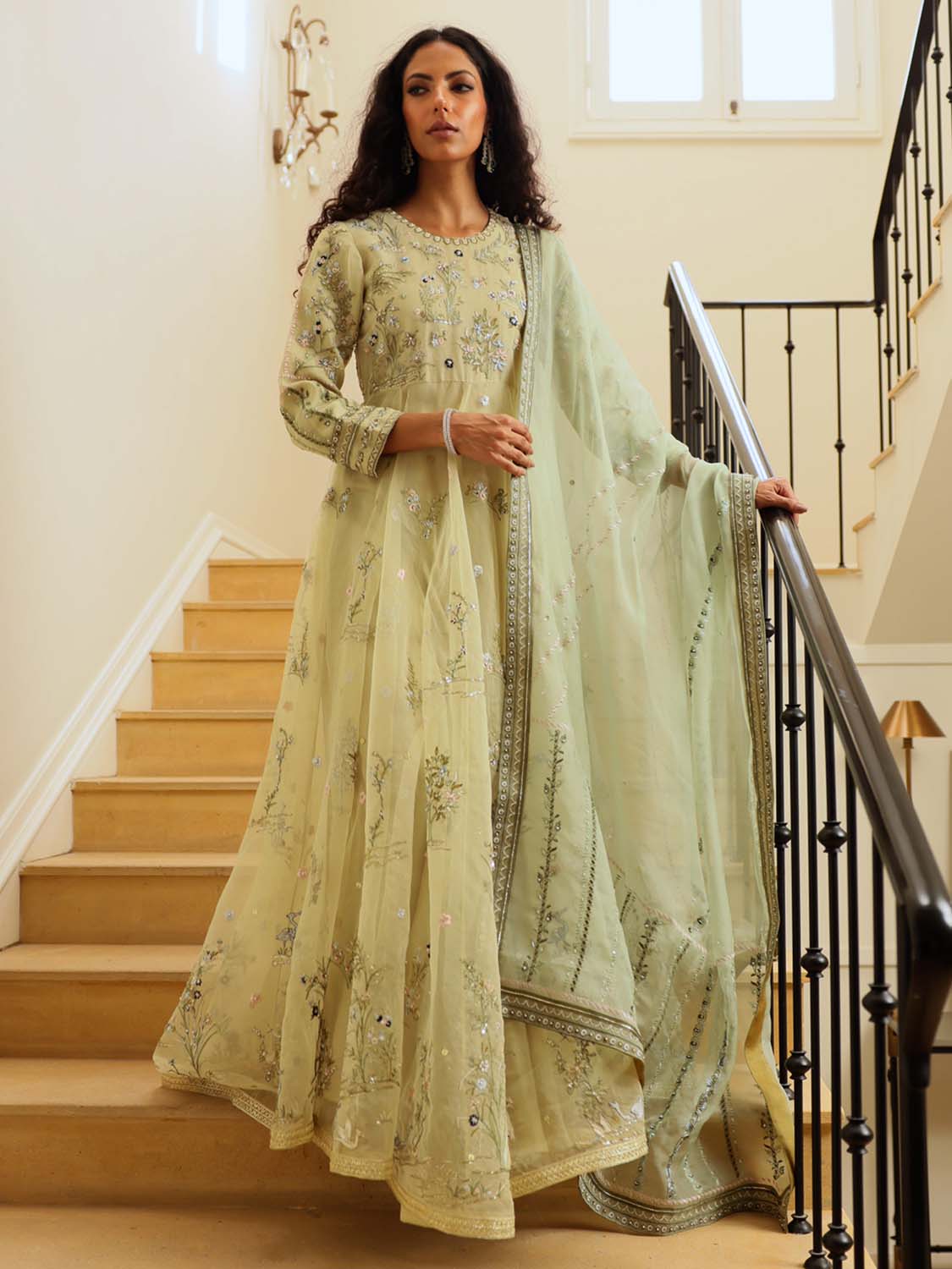 DINA, CHURIDAR & DUPATTA