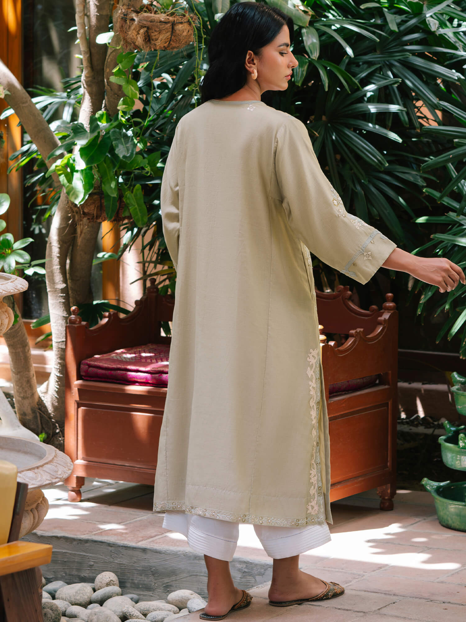 MIRAKAA - Misha Lakhani