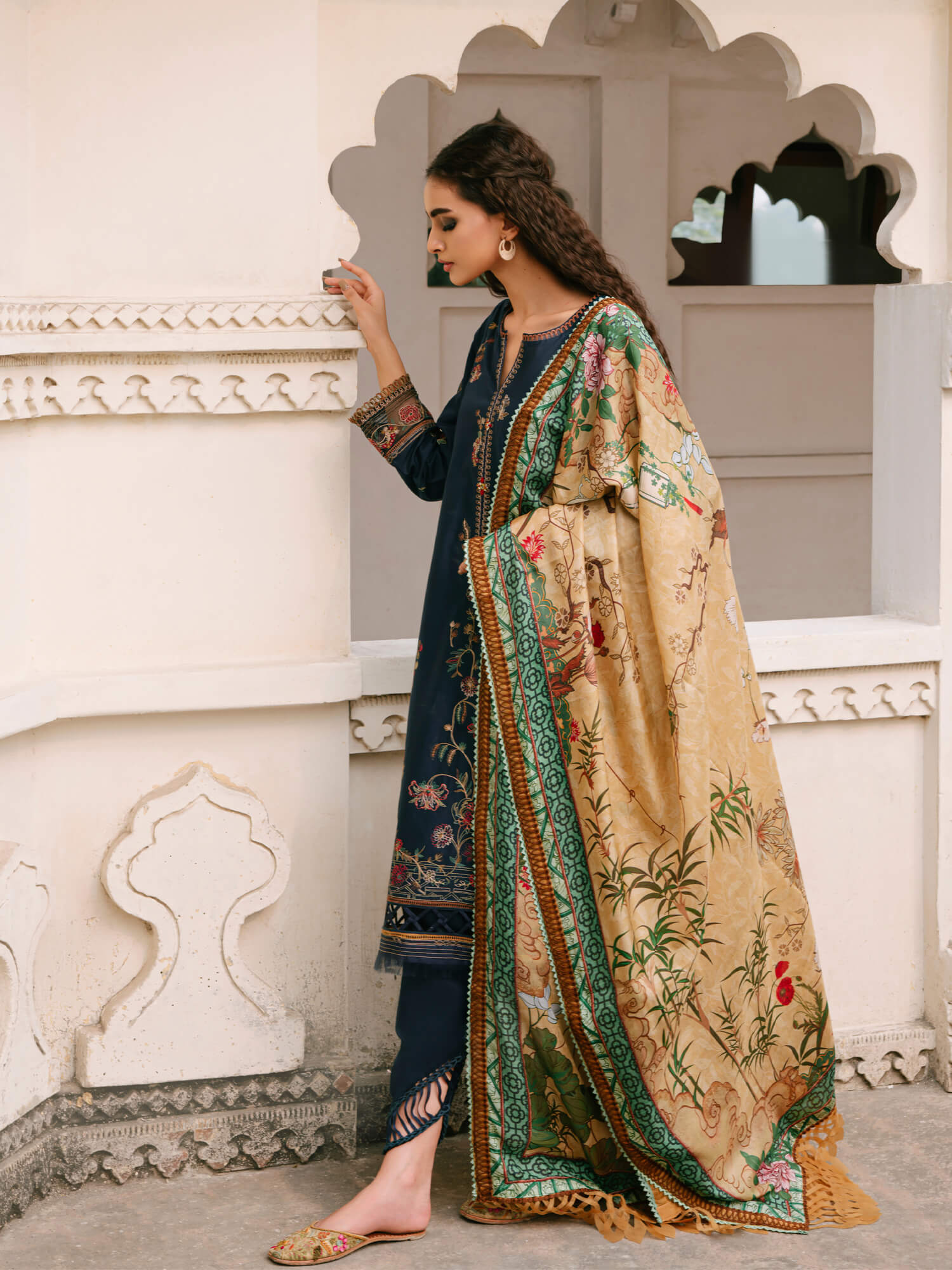 UNSTITCHED - Misha Lakhani 