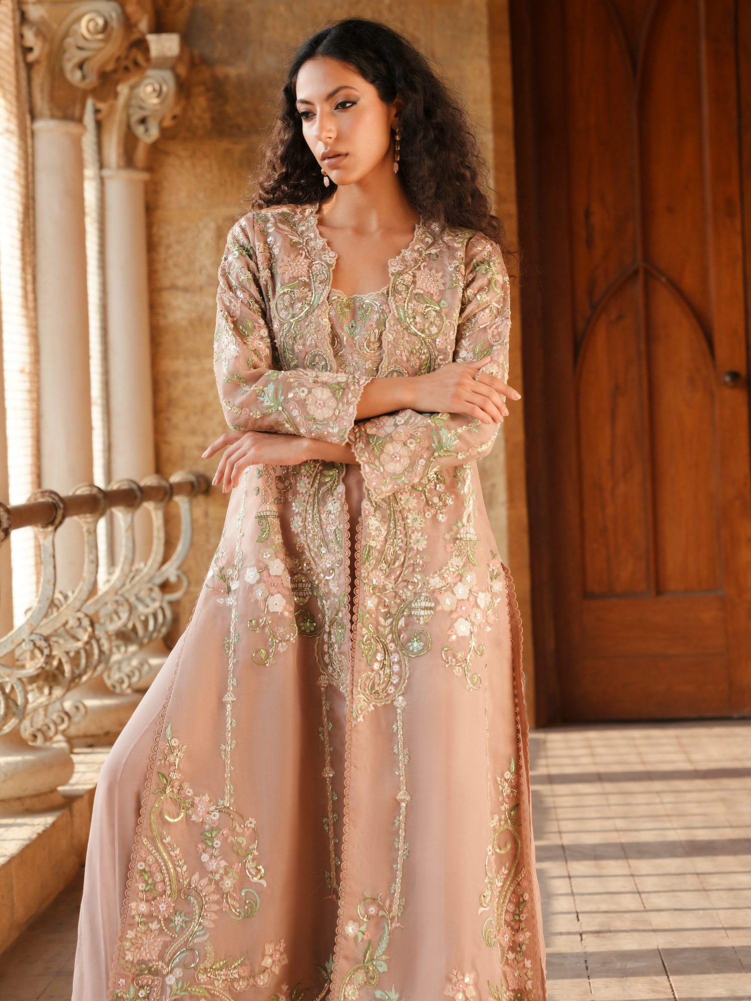 BORGIA, BLOUSE & SHARARA