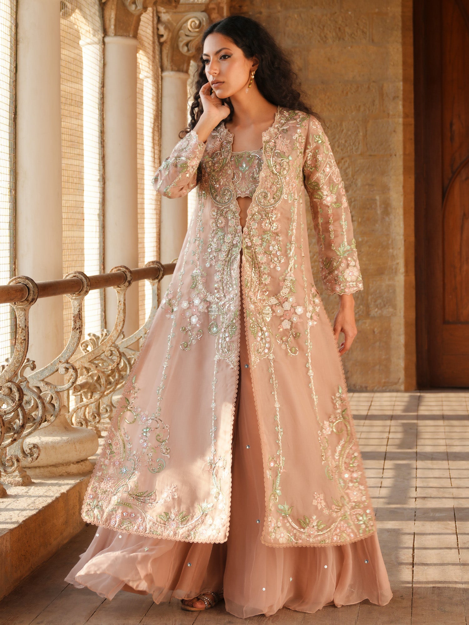 BORGIA, BLOUSE & SHARARA