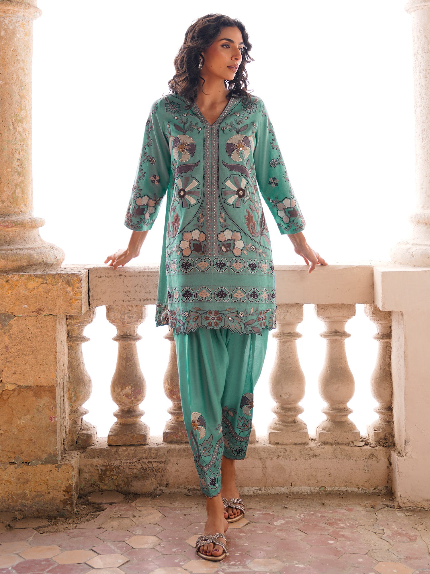 ALISHA & SKINNY SHALWAR