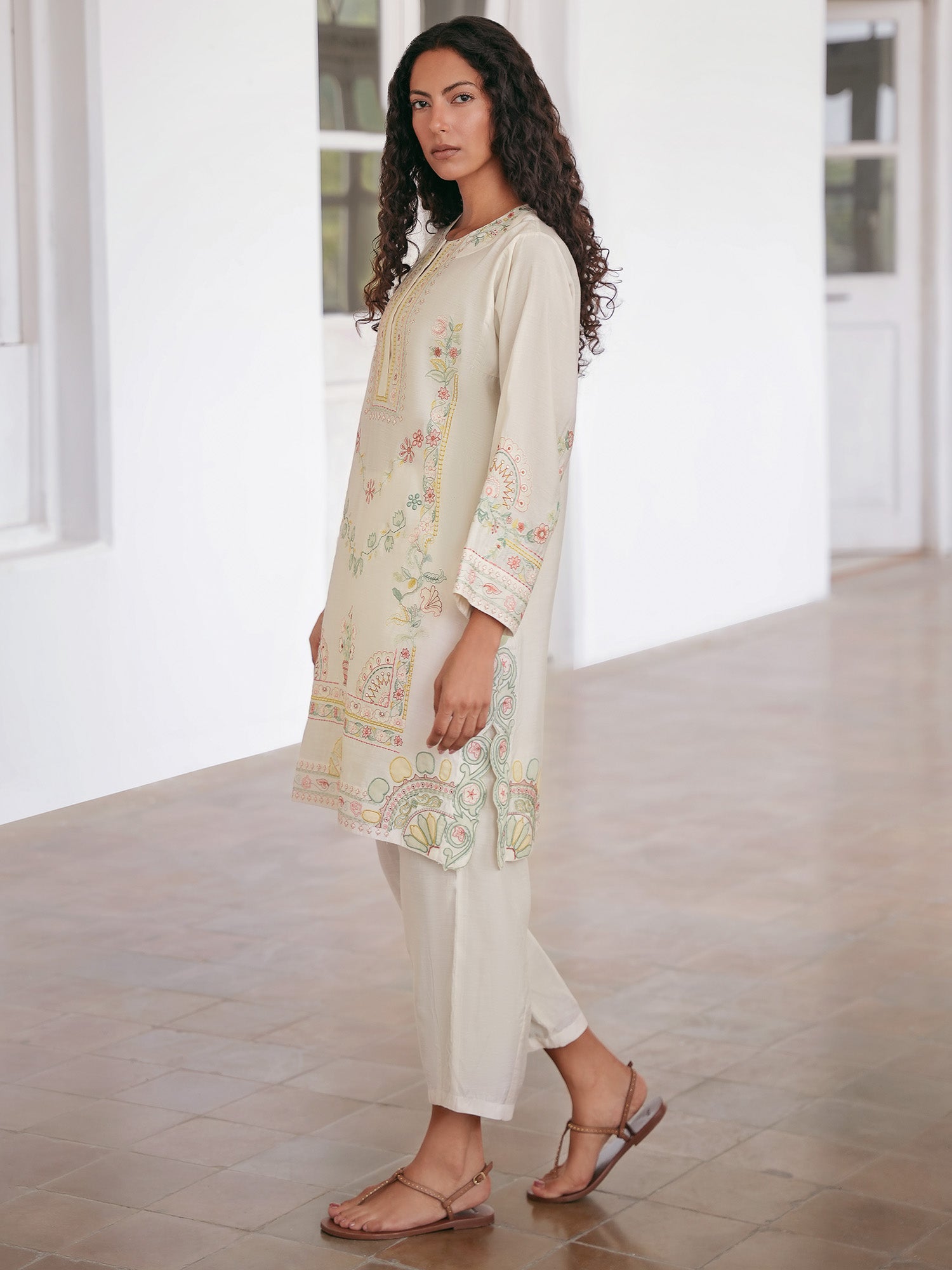 RAYA & PANTS
