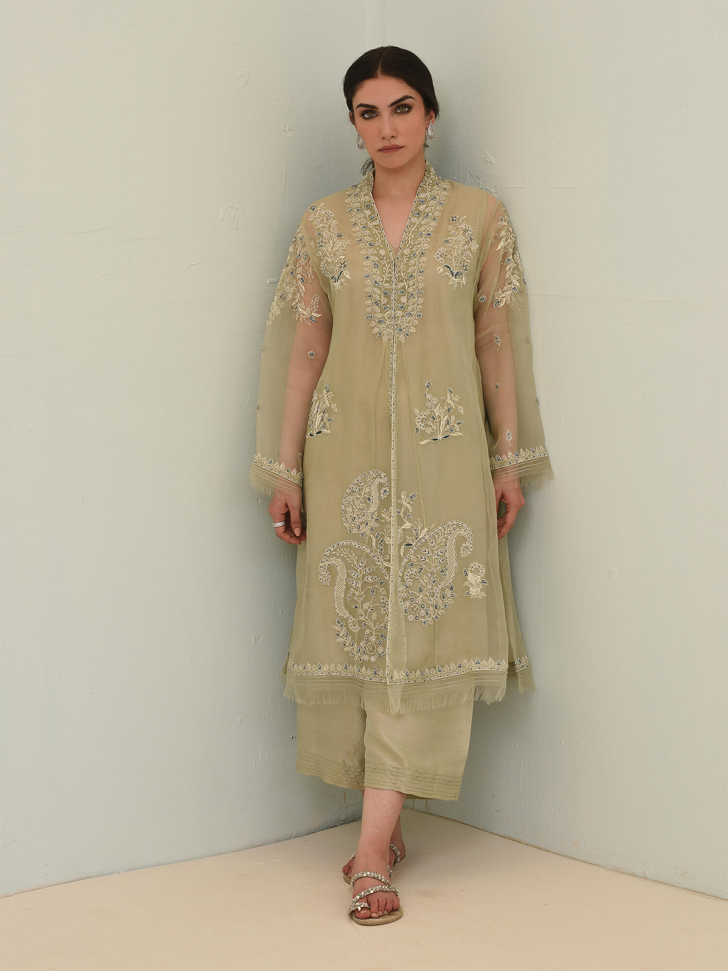 SANAM, IZAAR & DUPATTA