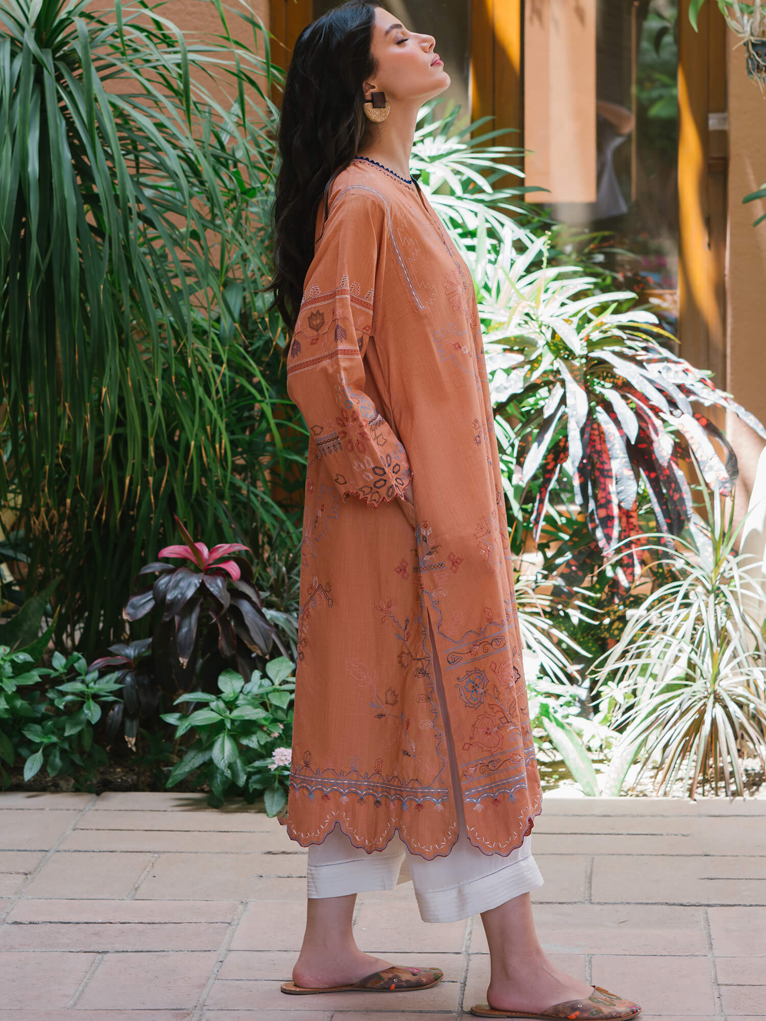 Mirakaa - Misha Lakhani