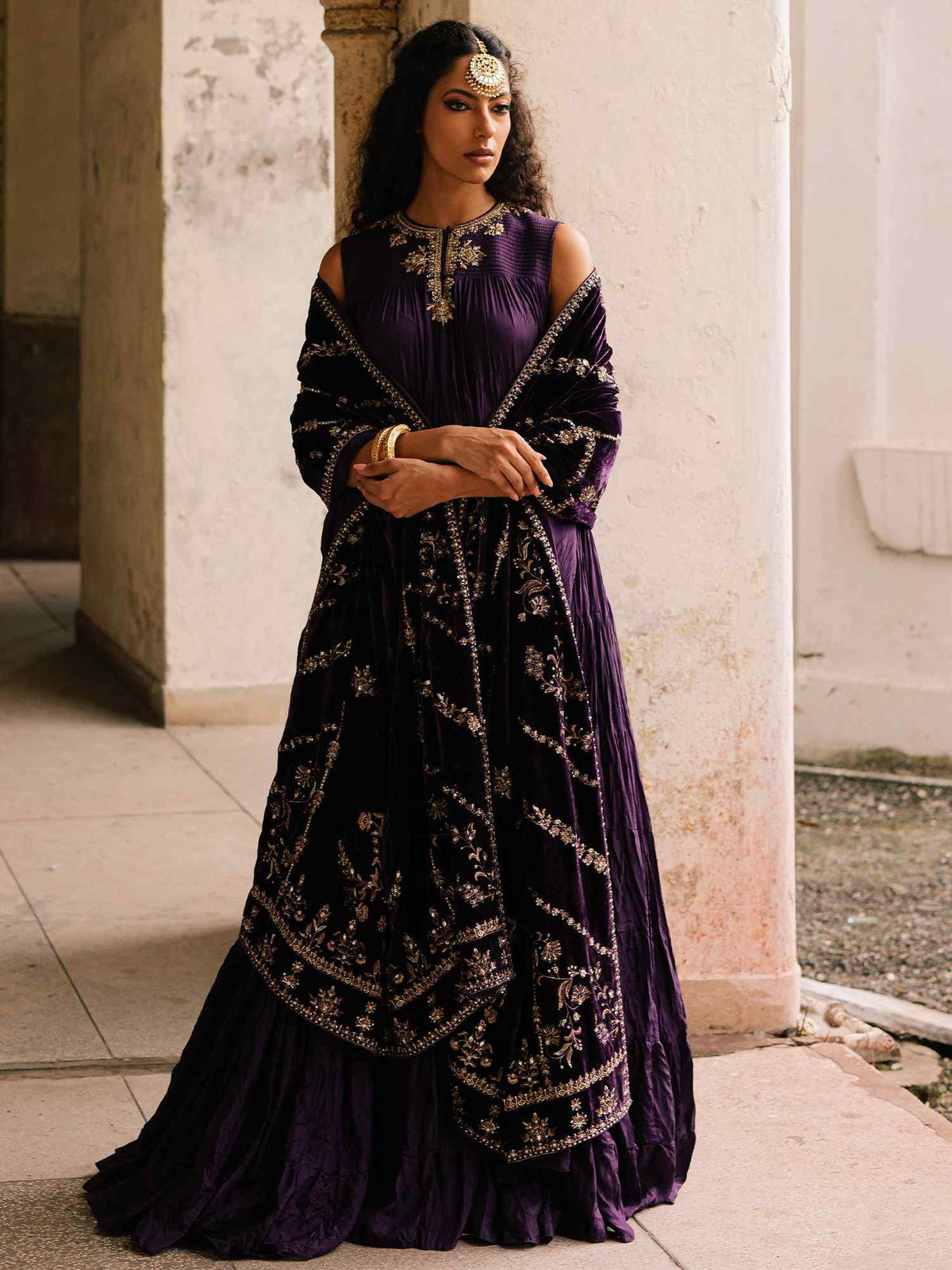 how to wear shawl for anarkali