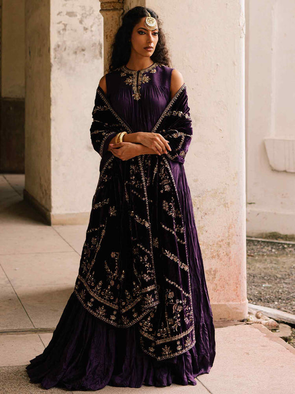 how to wear shawl for anarkali