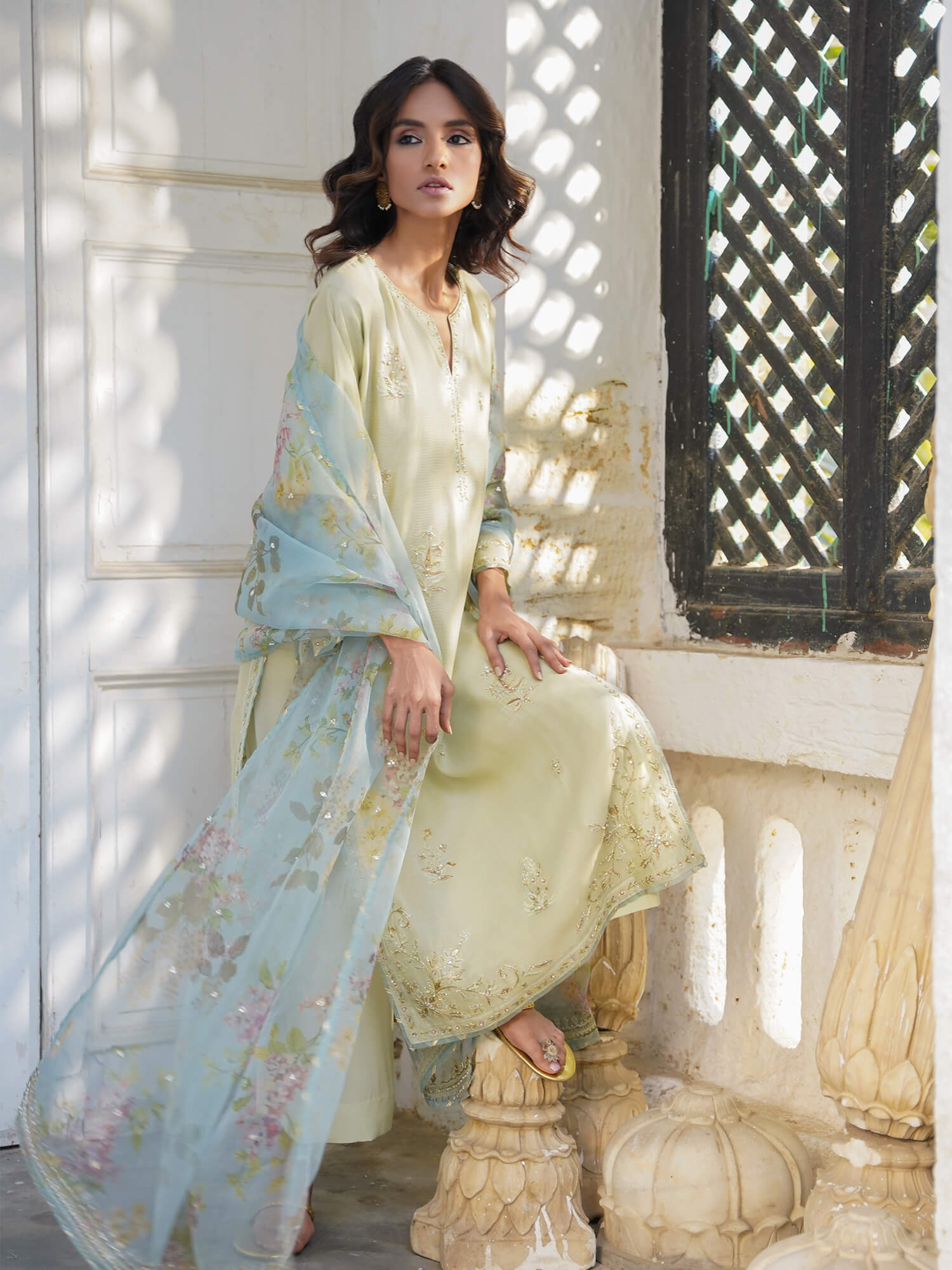 BUNDI, IZAAR & DUPATTA